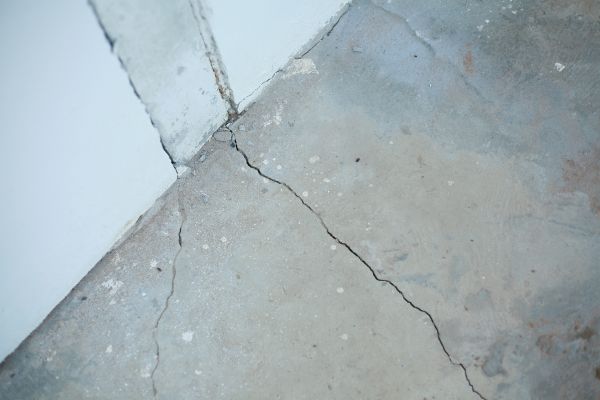 Garage Crack Repair in Honolulu